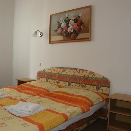 Hotel Filip Ceske Budejovice Dış mekan fotoğraf